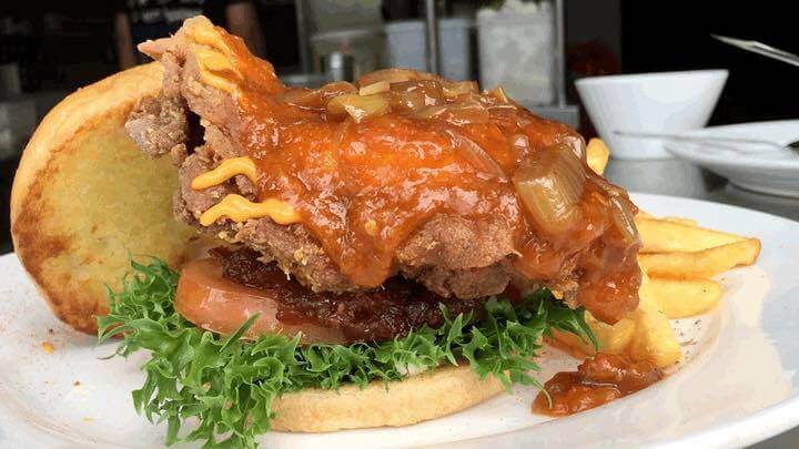 Kuching's Howdy Grillhouse Launches Nasi Lemak Burger And It Is Glorious Kuching's Howdy Grillhouse Launches Nasi Lemak Burger And It Is Glorious