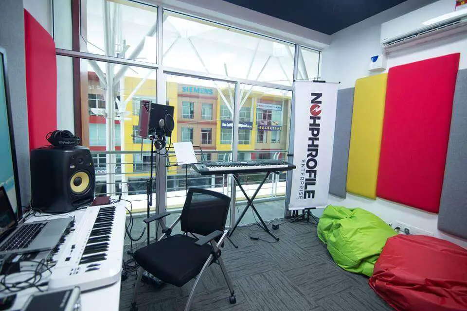 3 Office Paling Hipster Dan Cool Di Kuching, Sesuai Untuk Usahawan Muda 3 Office Paling Hipster Dan Cool Di Kuching, Sesuai Untuk Usahawan Muda