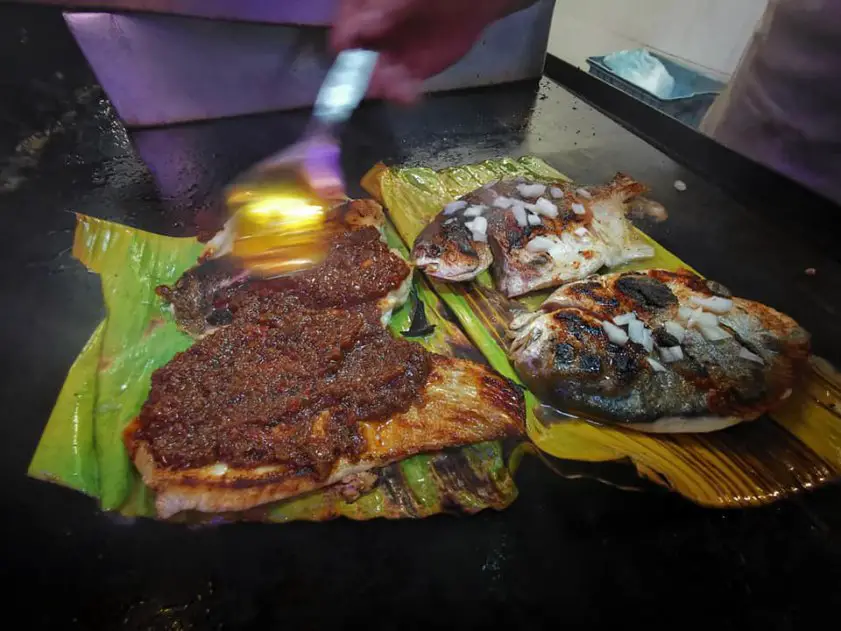 Ini Adalah 3 Rumah Asap Di Sekitar Kuching Anda Boleh Cuba