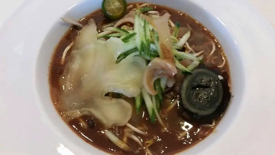 Ini Adalah 5 Kedai Mee Belacan Paling Power Di Kuching