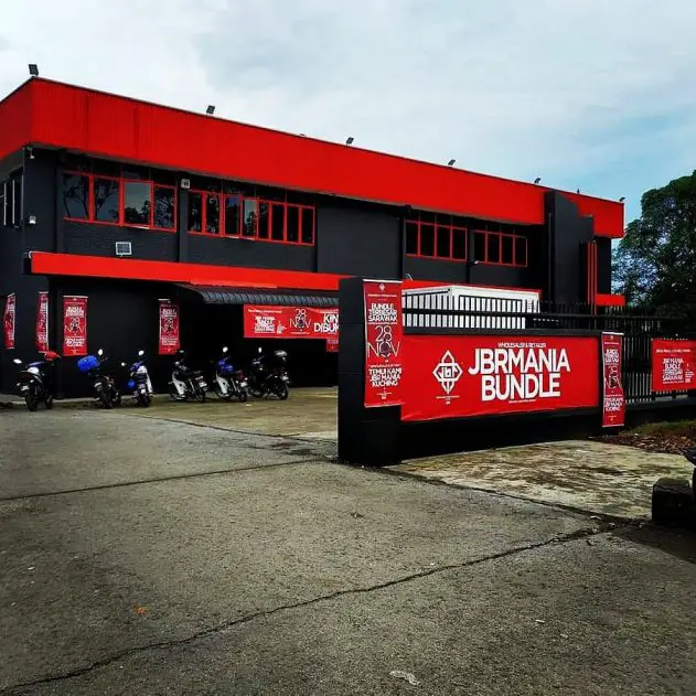 Mesra Bajet, Ini 6 Kedai Bundle Yang Anda Wajib 'Selam' Dan Beli Di Kuching